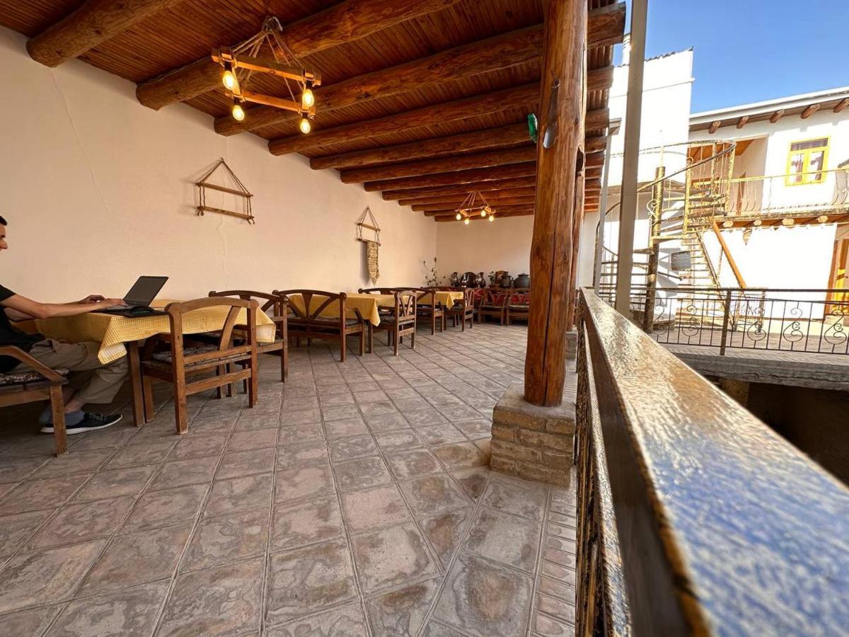 Sarrafon Guest House Buchara Exterior foto